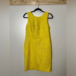 RSVP by Talbots Monstera Eyelet Overlay Yellow Sheath Dress Womens Sz 4 Petite